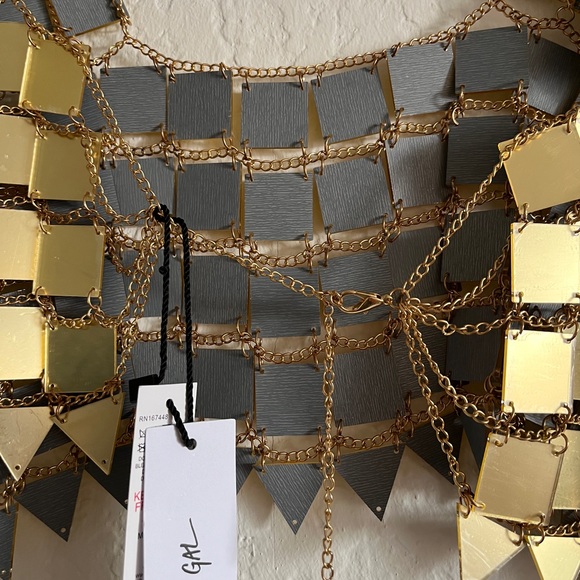 Gold square chain mail Nastygal tank top — perfect for festivals! New with tags - Picture 8 of 12